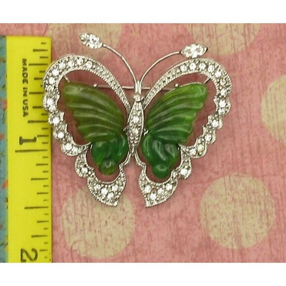 Vintage SAMO 1007 Green Carved Jade Butterfly Brooch Rhinestone Silver Tone Pin - Picture 5 of 5